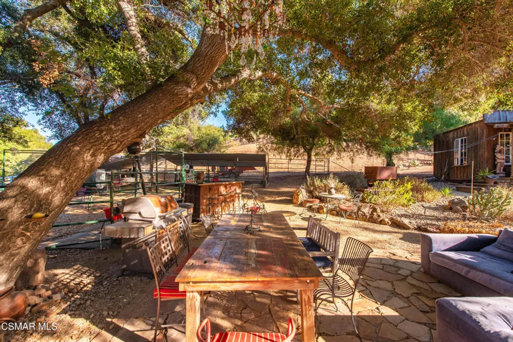 356 E Carlisle Road Thousand Oaks, CA 91361