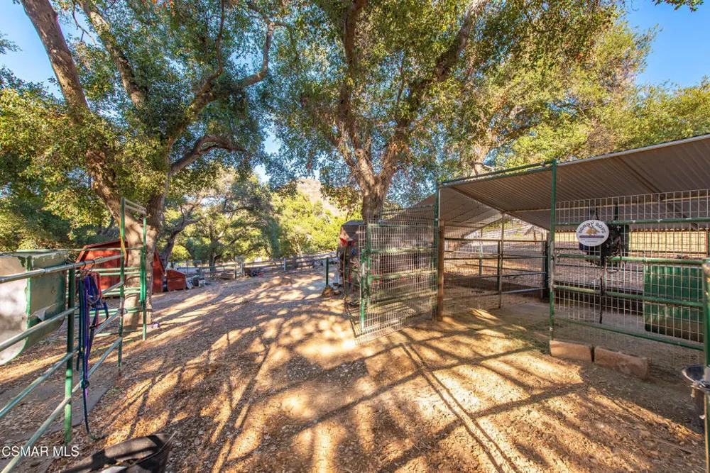 356 E Carlisle Road Thousand Oaks, CA 91361