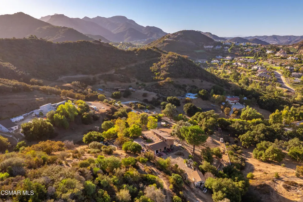 356 E Carlisle Road Thousand Oaks, CA 91361