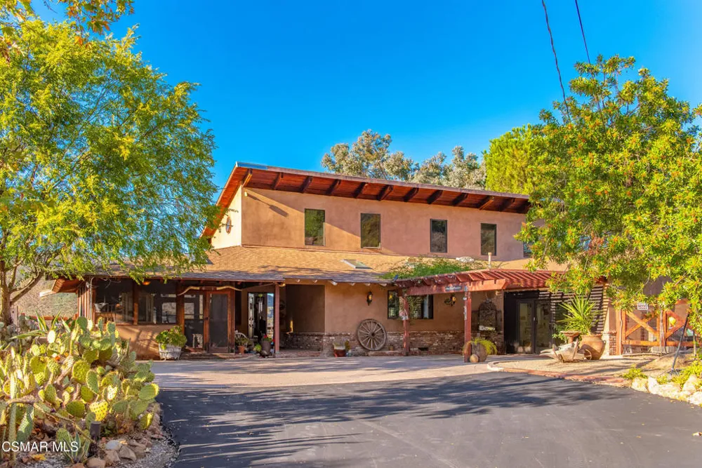 356 E Carlisle Road Thousand Oaks, CA 91361