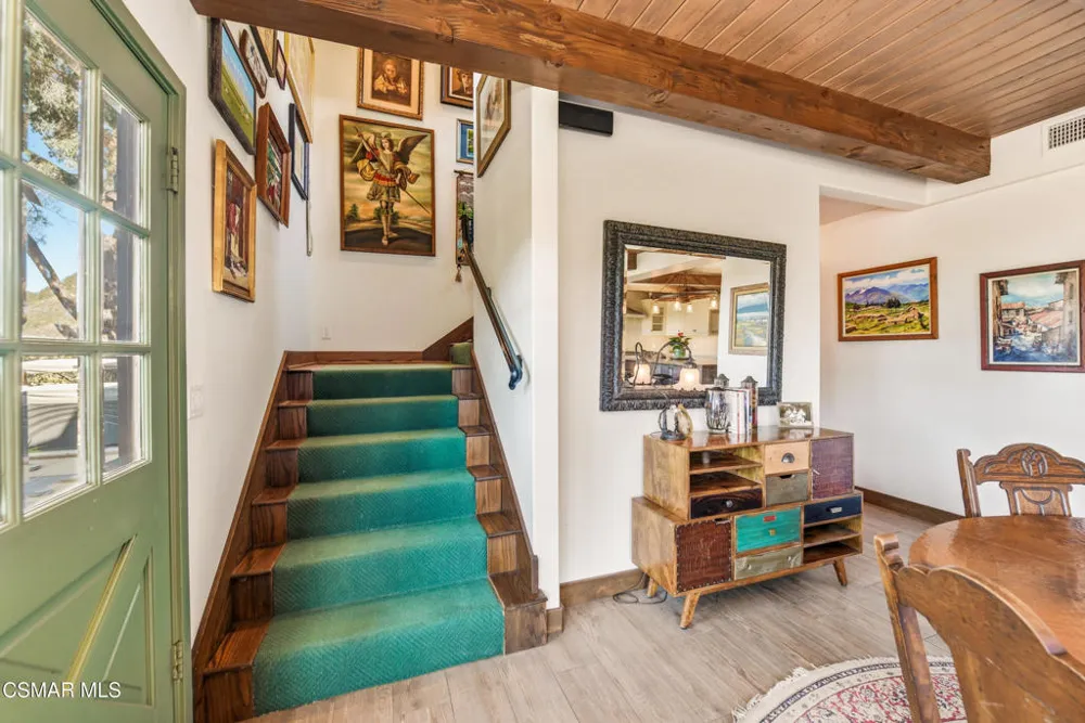 356 E Carlisle Road Thousand Oaks, CA 91361