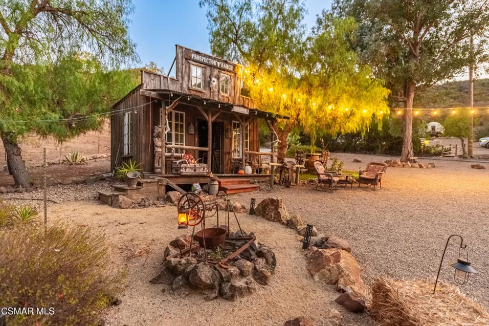 356 E Carlisle Road Thousand Oaks, CA 91361