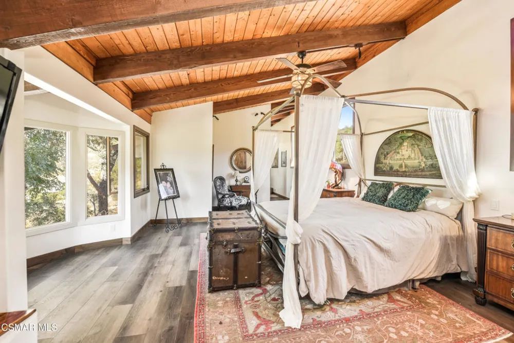 356 E Carlisle Road Thousand Oaks, CA 91361
