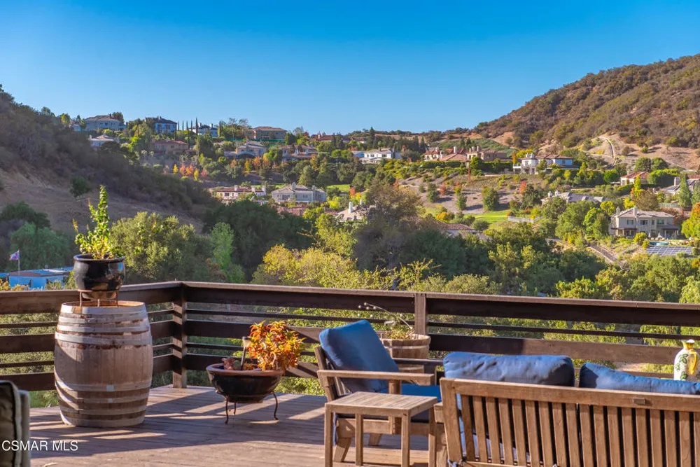 356 E Carlisle Road Thousand Oaks, CA 91361