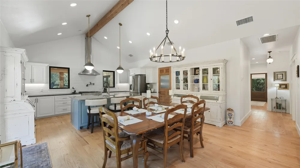 2656 River Bend Road Smithville, TX 78957