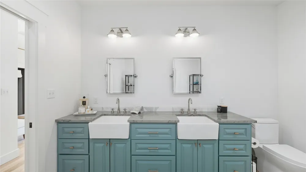 2656 River Bend Road Smithville, TX 78957