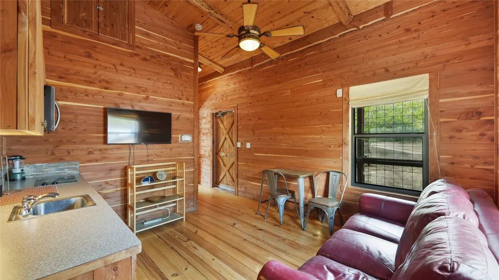 2656 River Bend Road Smithville, TX 78957
