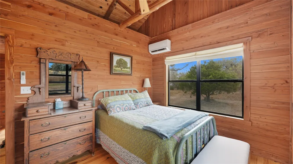 2656 River Bend Road Smithville, TX 78957