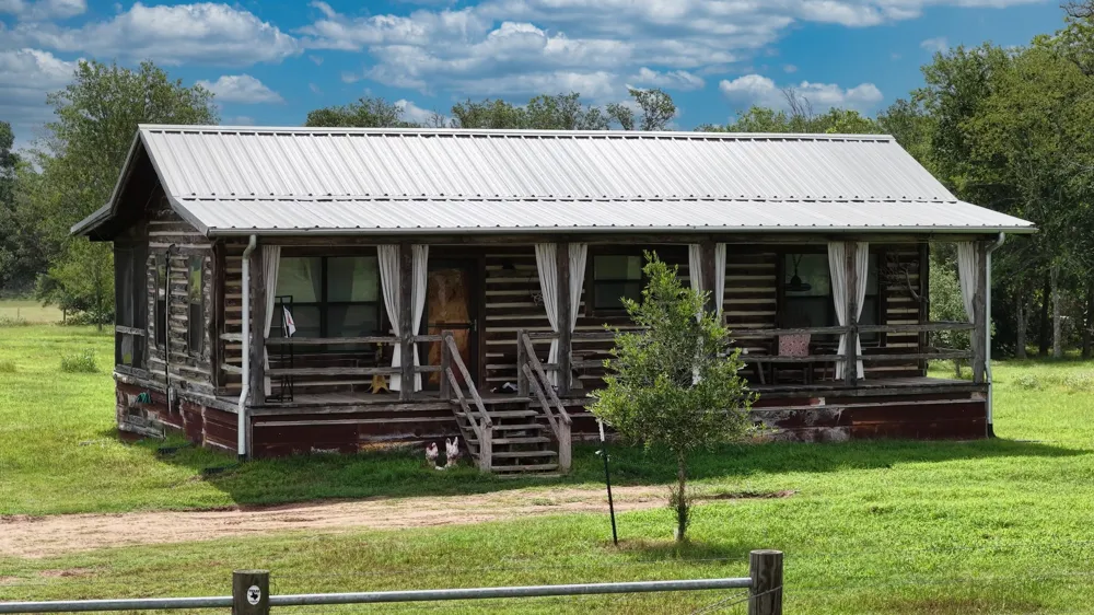2656 River Bend Road Smithville, TX 78957