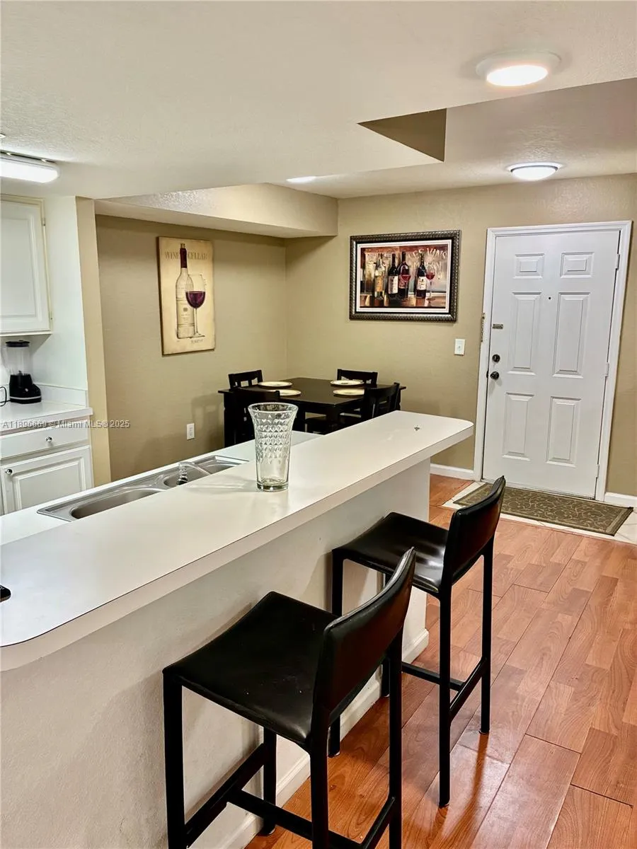 4122 Residence dr #120 Fort Myers, FL 33901
