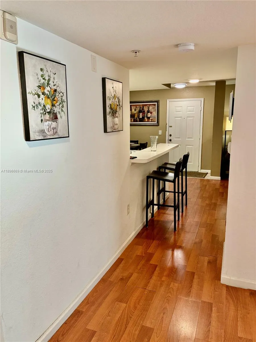 4122 Residence dr #120 Fort Myers, FL 33901