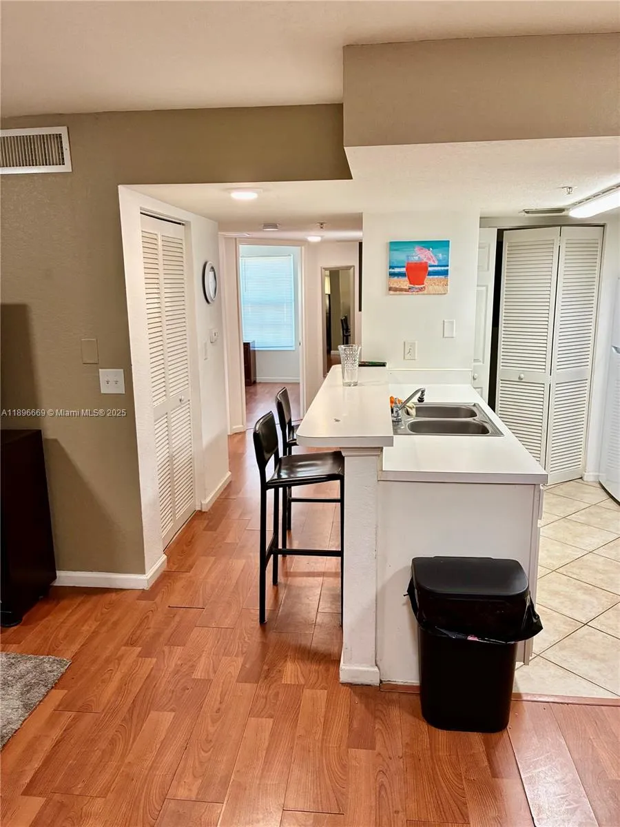4122 Residence dr #120 Fort Myers, FL 33901
