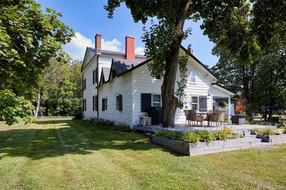 19 Orange Turnpike Sloatsburg, NY 10974