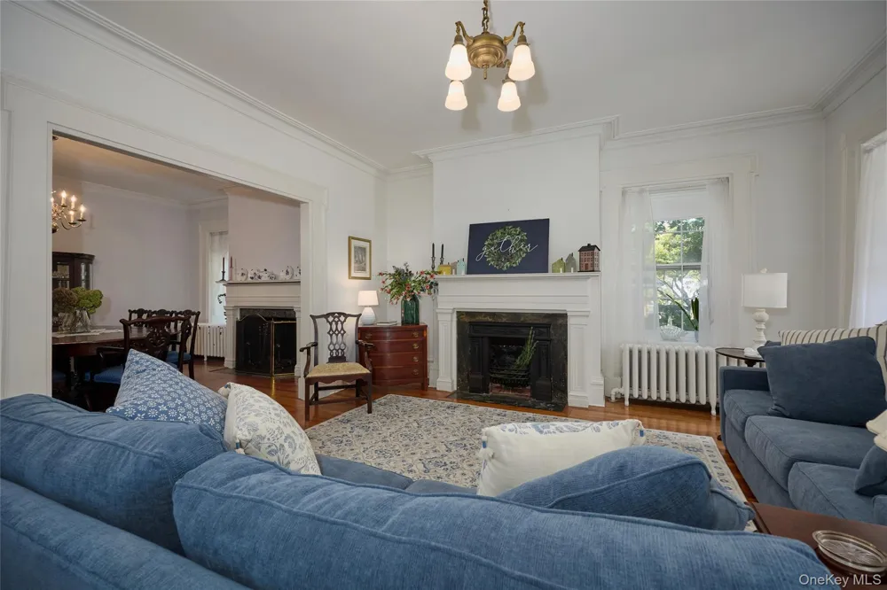 19 Orange Turnpike Sloatsburg, NY 10974