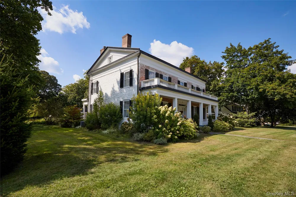 19 Orange Turnpike Sloatsburg, NY 10974