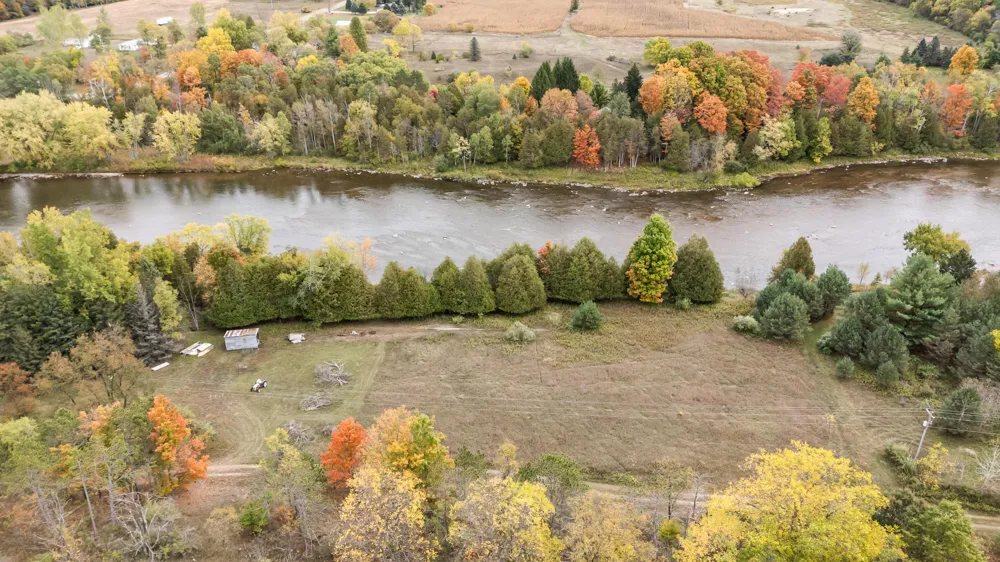 2223 Davison Rd Big Rapids, MI 49307