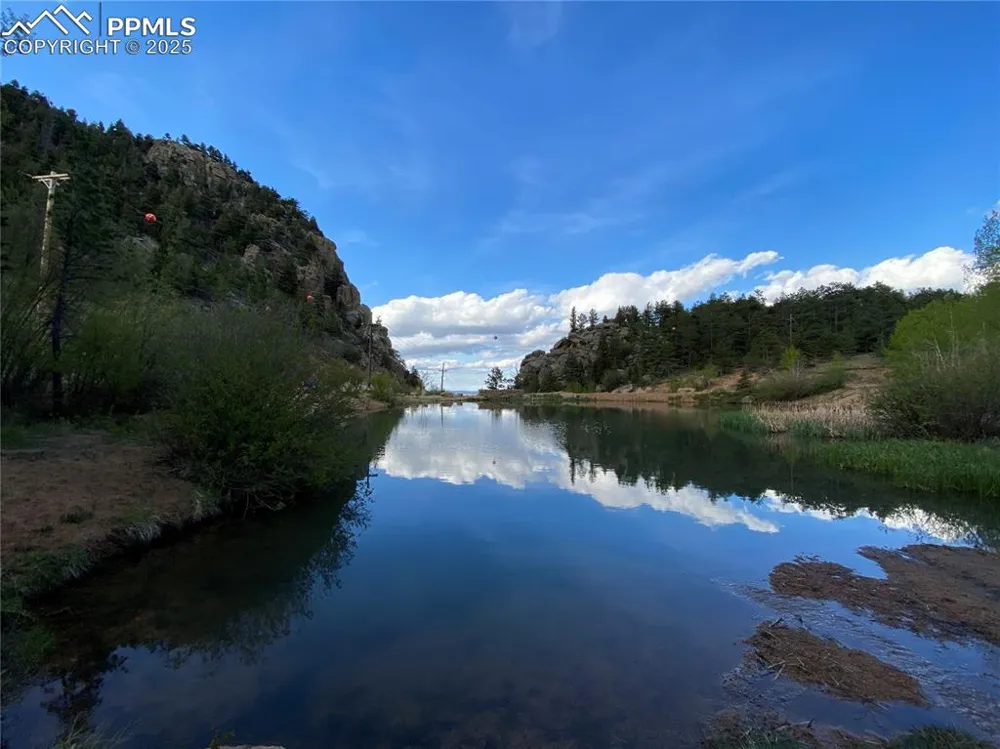 316 Summit Ridge Road Manitou Springs, CO 80829