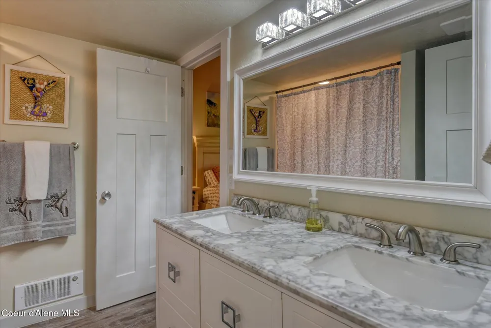 5305 W FAIRWAY LANE ##21 Rathdrum, ID 83858