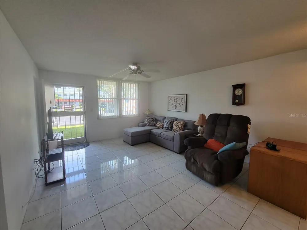 4915 BAY STREET NE #122 St Petersburg, FL 33703