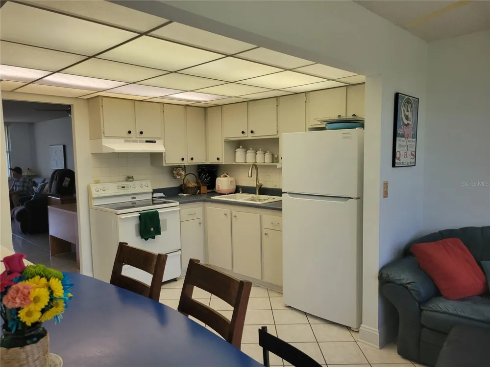 4915 BAY STREET NE #122 St Petersburg, FL 33703
