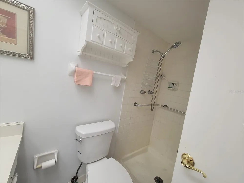 4915 BAY STREET NE #122 St Petersburg, FL 33703