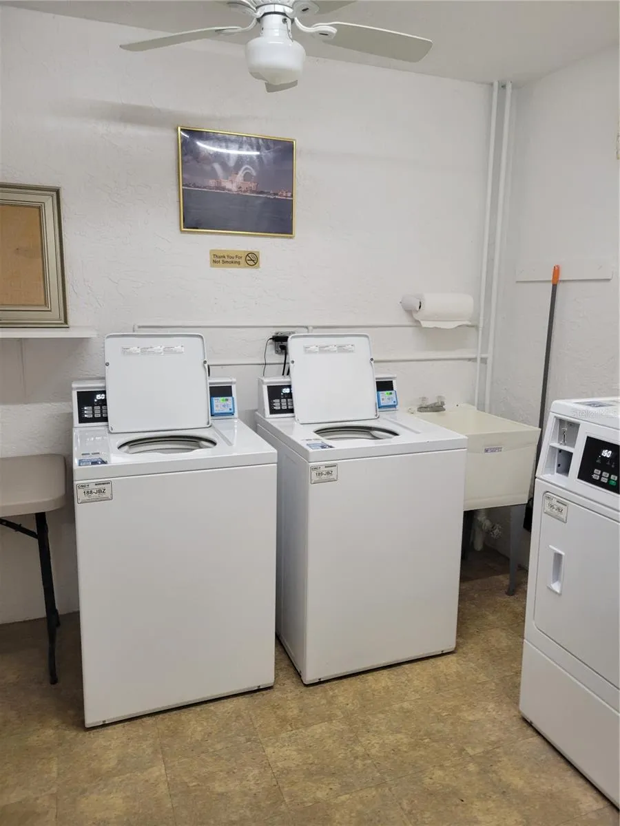 4915 BAY STREET NE #122 St Petersburg, FL 33703