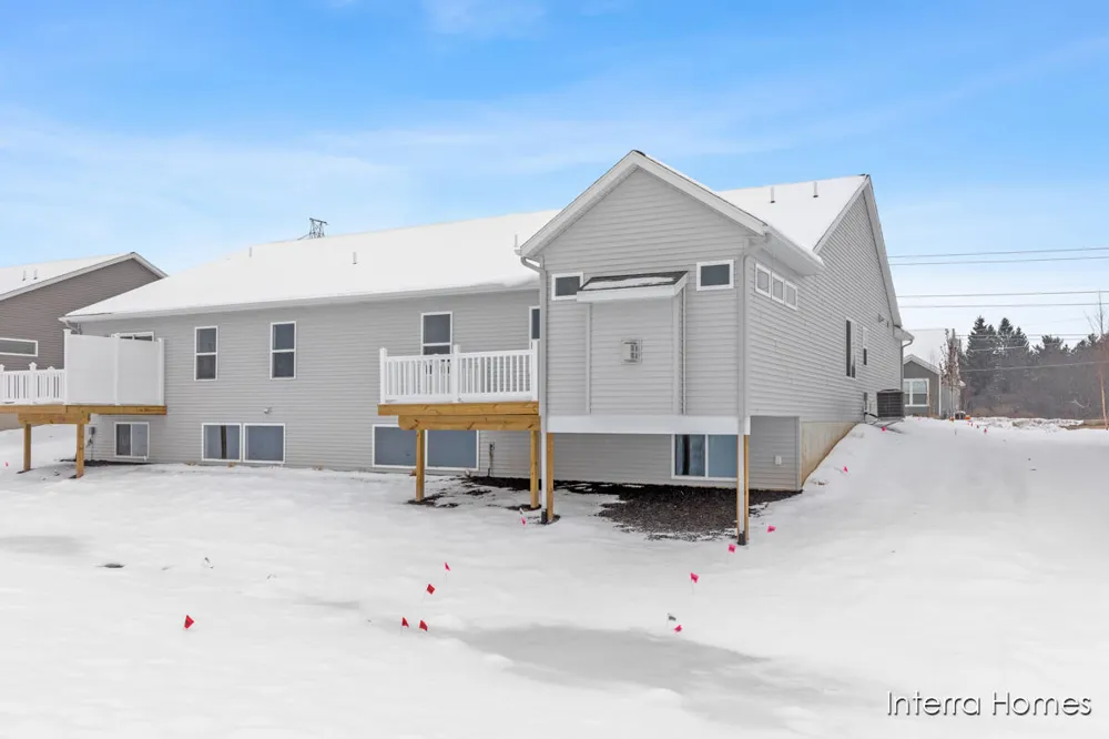 3774 Ambrosia Drive SW #24 Walker City, MI 49534