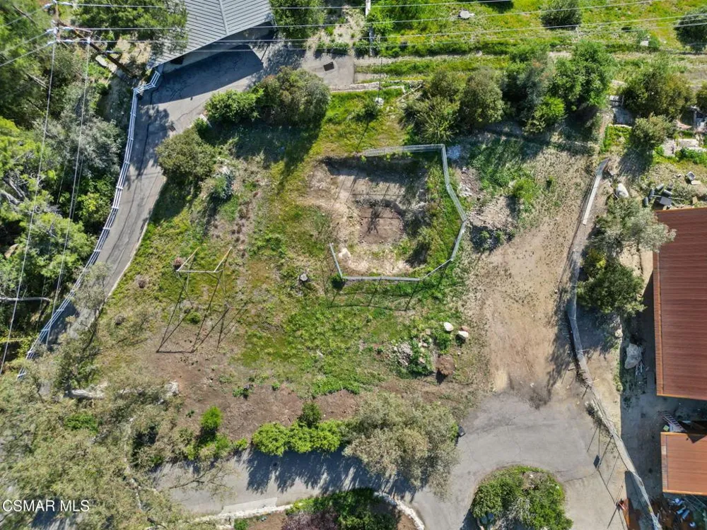 2239 Pinecrest Road Agoura Hills, CA 91301