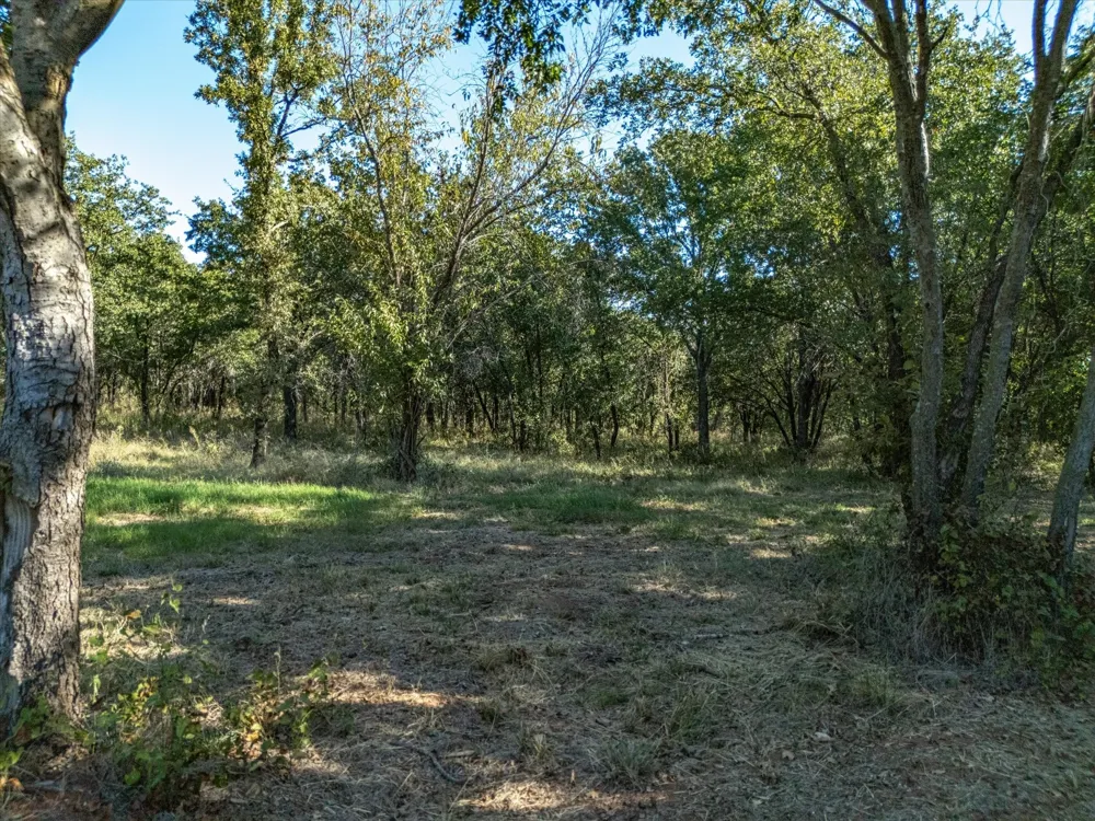2210 Cardwell Road Ringgold, TX 76261