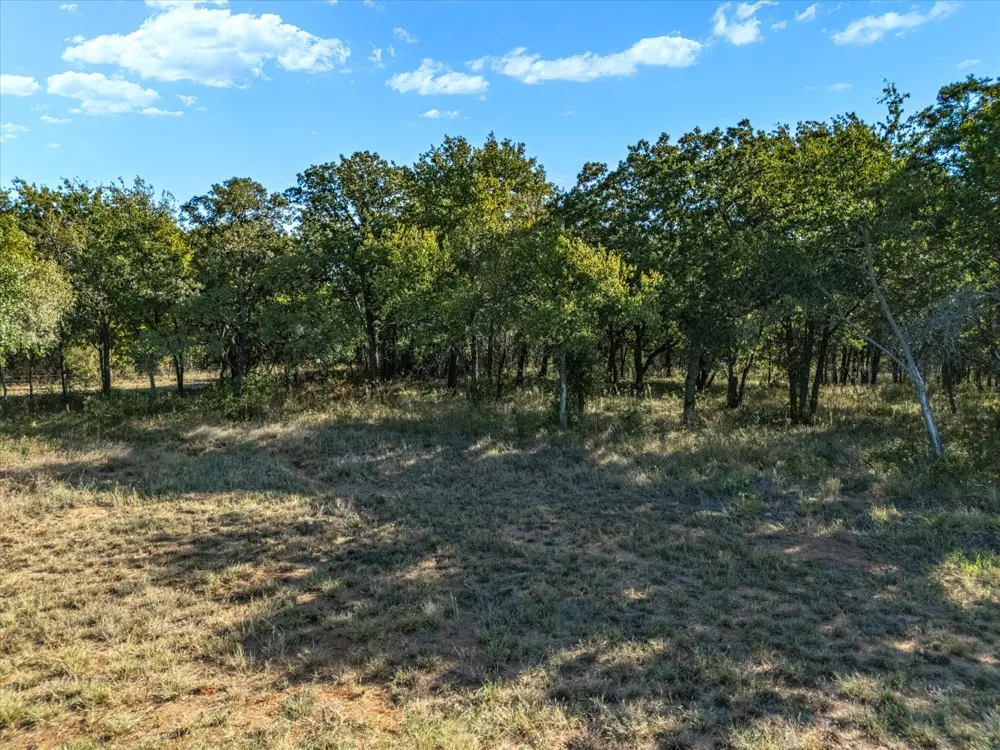 2210 Cardwell Road Ringgold, TX 76261