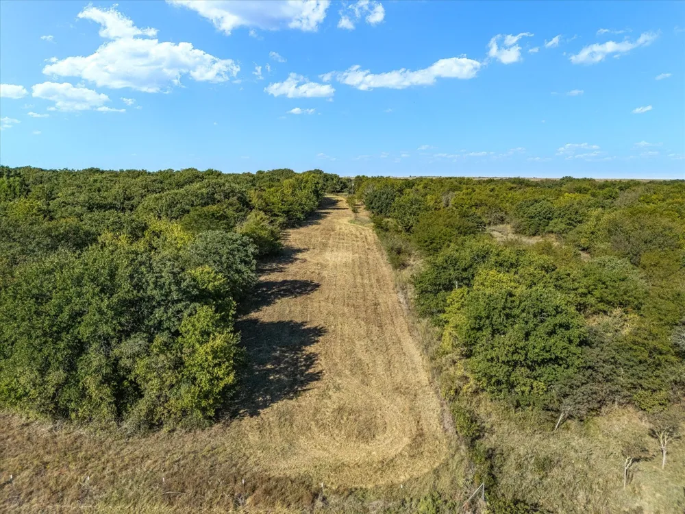 2210 Cardwell Road Ringgold, TX 76261