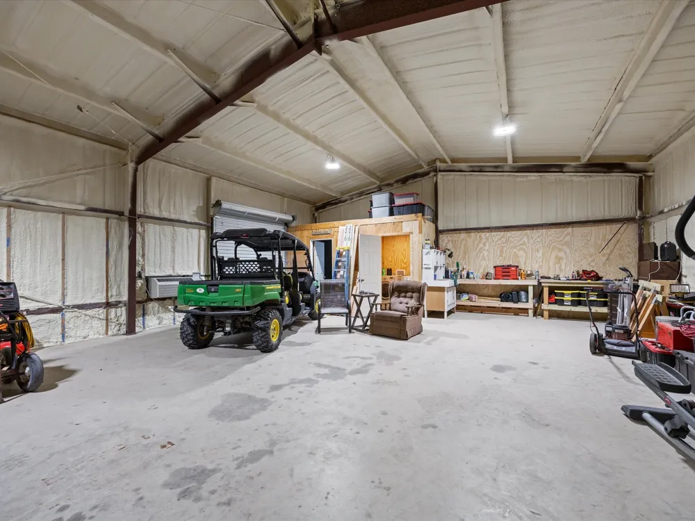 2210 Cardwell Road Ringgold, TX 76261