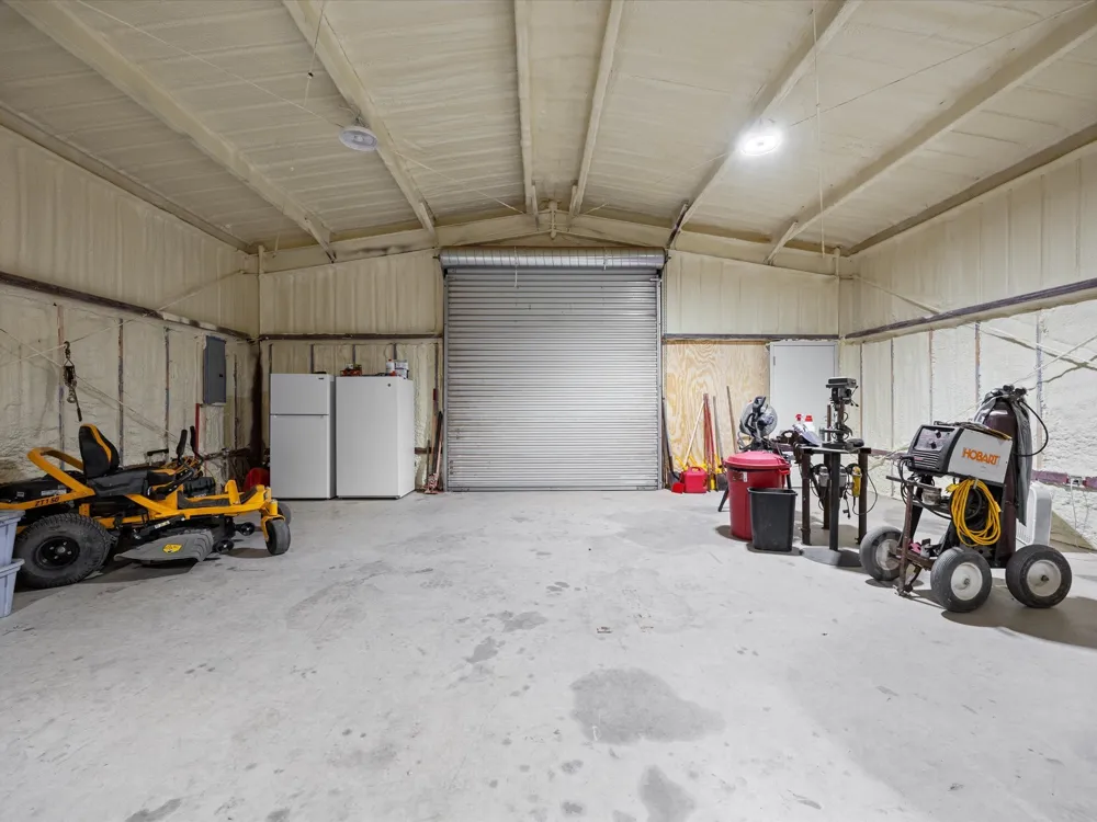 2210 Cardwell Road Ringgold, TX 76261