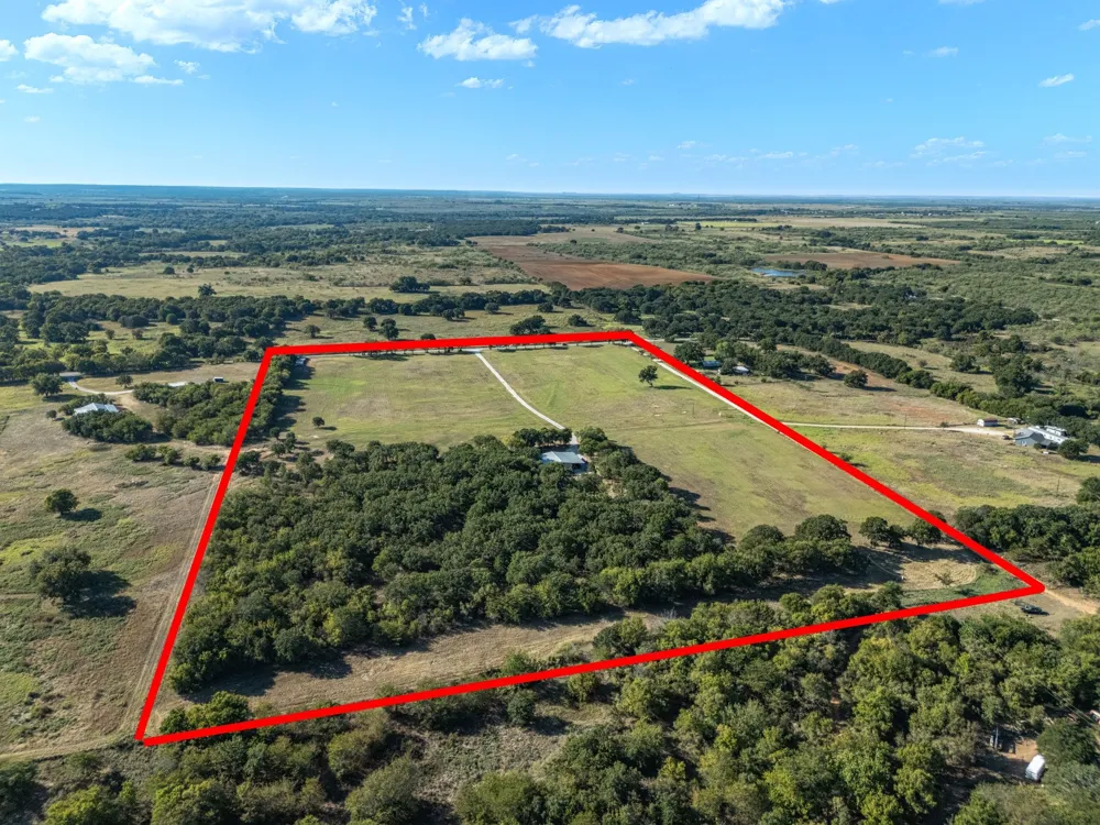 2210 Cardwell Road Ringgold, TX 76261