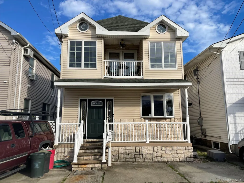 129 West Boulevard East Rockaway, NY 11518