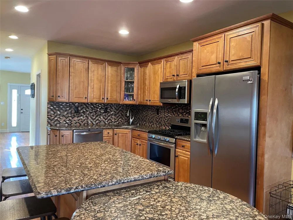 129 West Boulevard East Rockaway, NY 11518