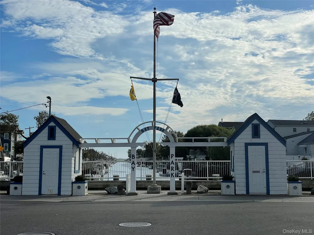 129 West Boulevard East Rockaway, NY 11518