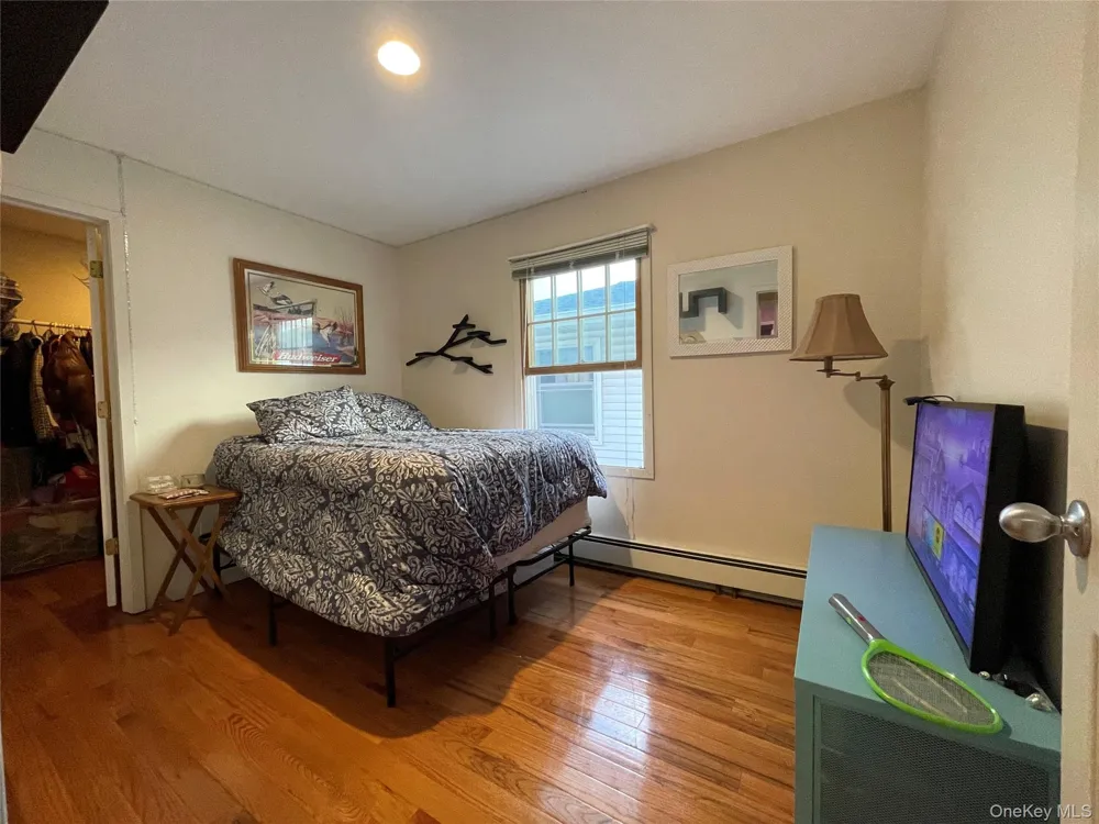 129 West Boulevard East Rockaway, NY 11518