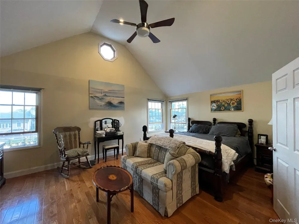 129 West Boulevard East Rockaway, NY 11518