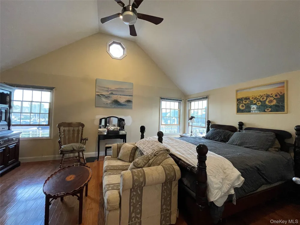 129 West Boulevard East Rockaway, NY 11518