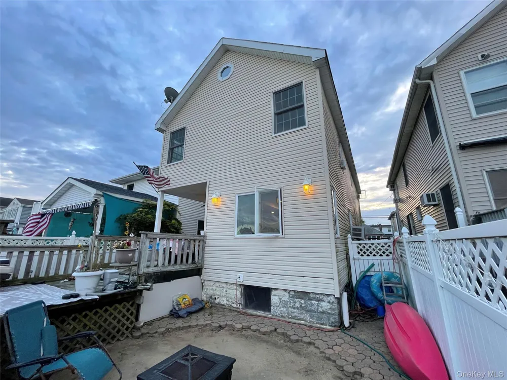 129 West Boulevard East Rockaway, NY 11518