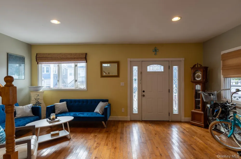 129 West Boulevard East Rockaway, NY 11518