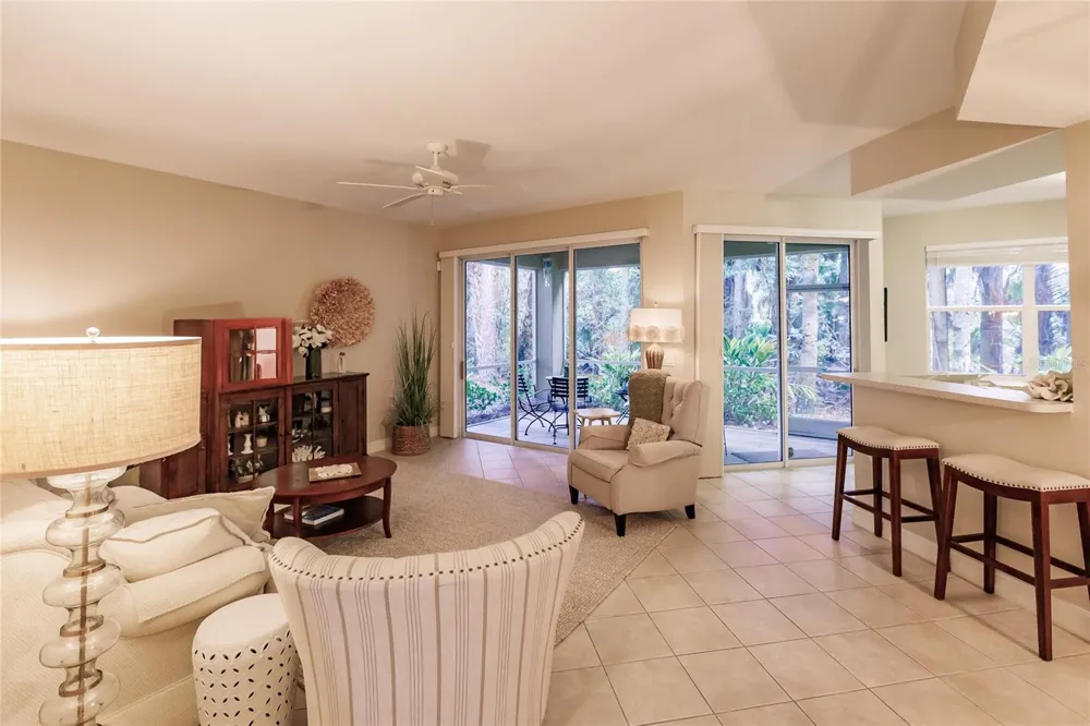1878 TARPON BAY DRIVE S #102 Naples, FL 34119