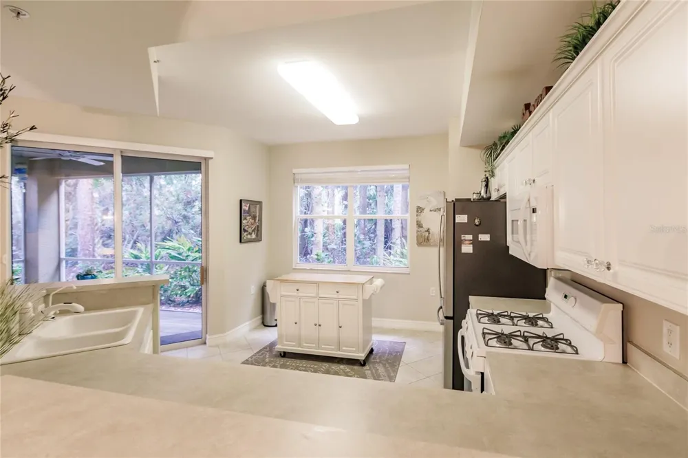 1878 TARPON BAY DRIVE S #102 Naples, FL 34119