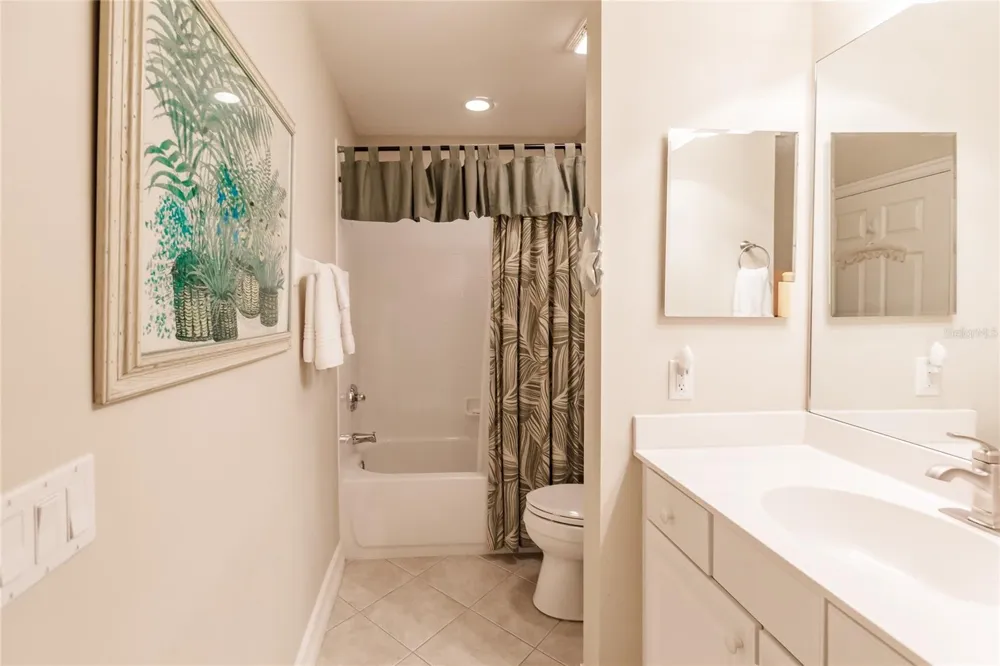 1878 TARPON BAY DRIVE S #102 Naples, FL 34119