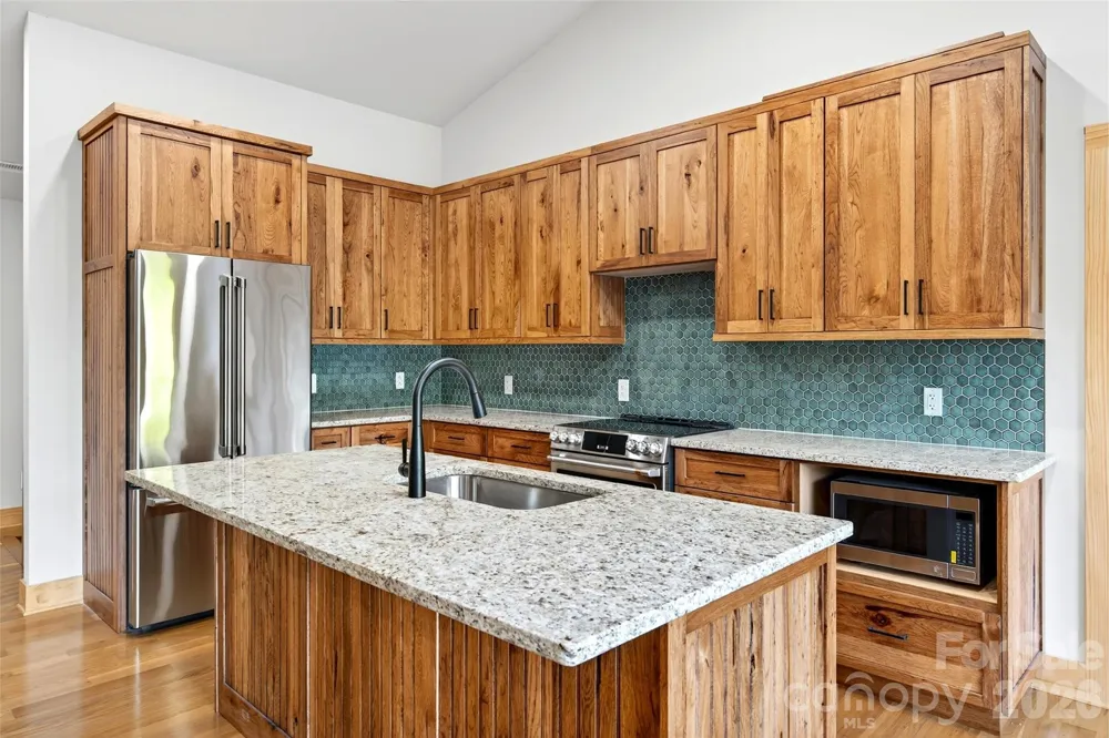 575 Croft Way Bakersville, NC 28705