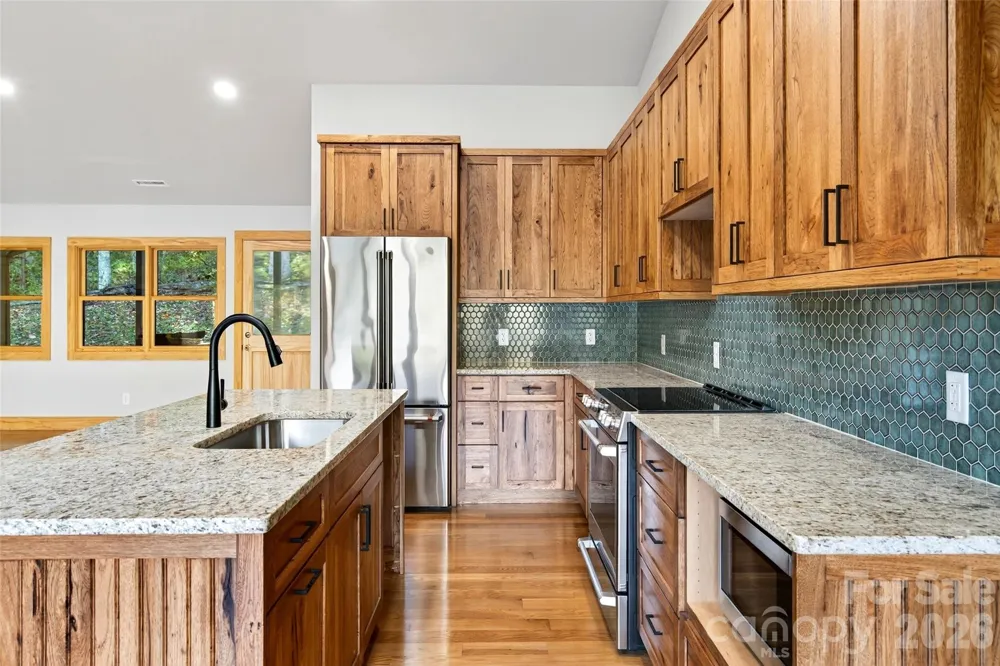 575 Croft Way Bakersville, NC 28705