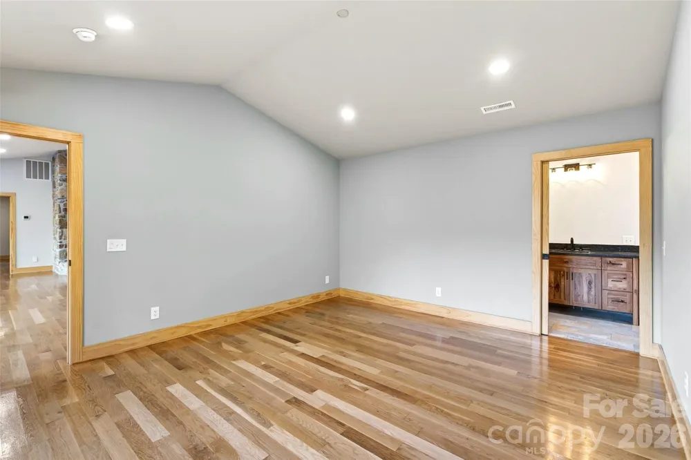 575 Croft Way Bakersville, NC 28705