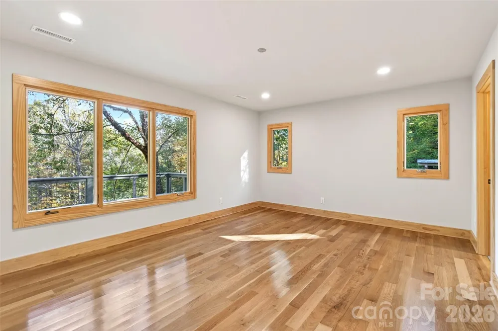 575 Croft Way Bakersville, NC 28705