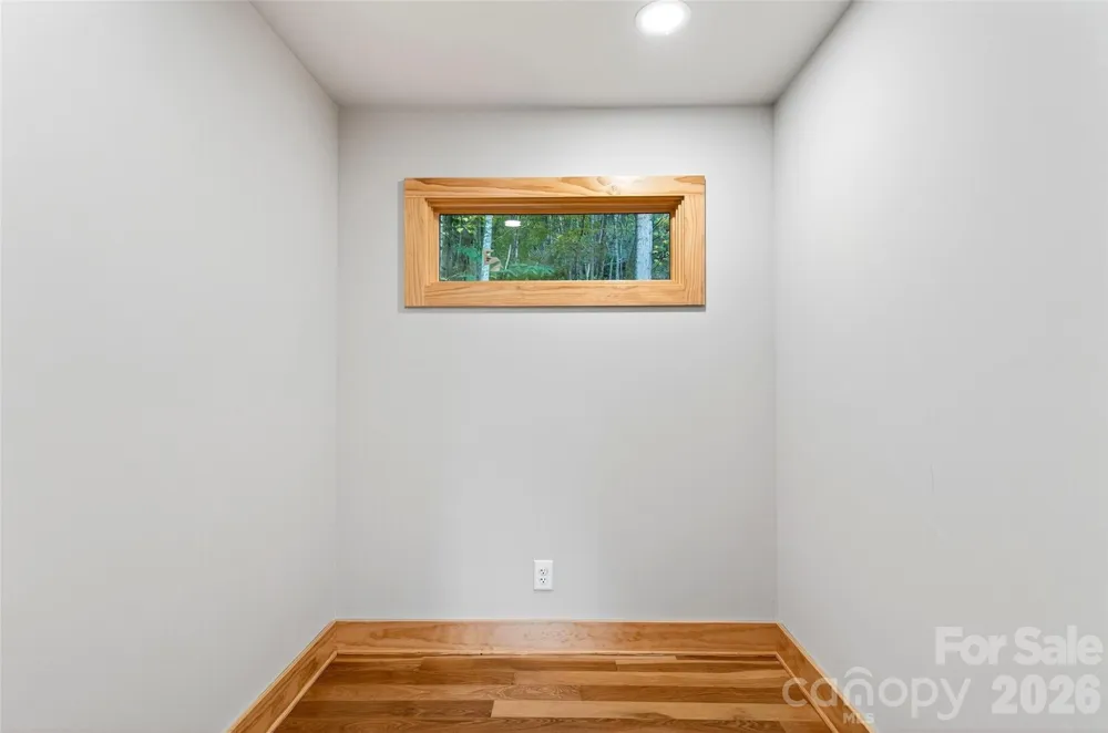 575 Croft Way Bakersville, NC 28705
